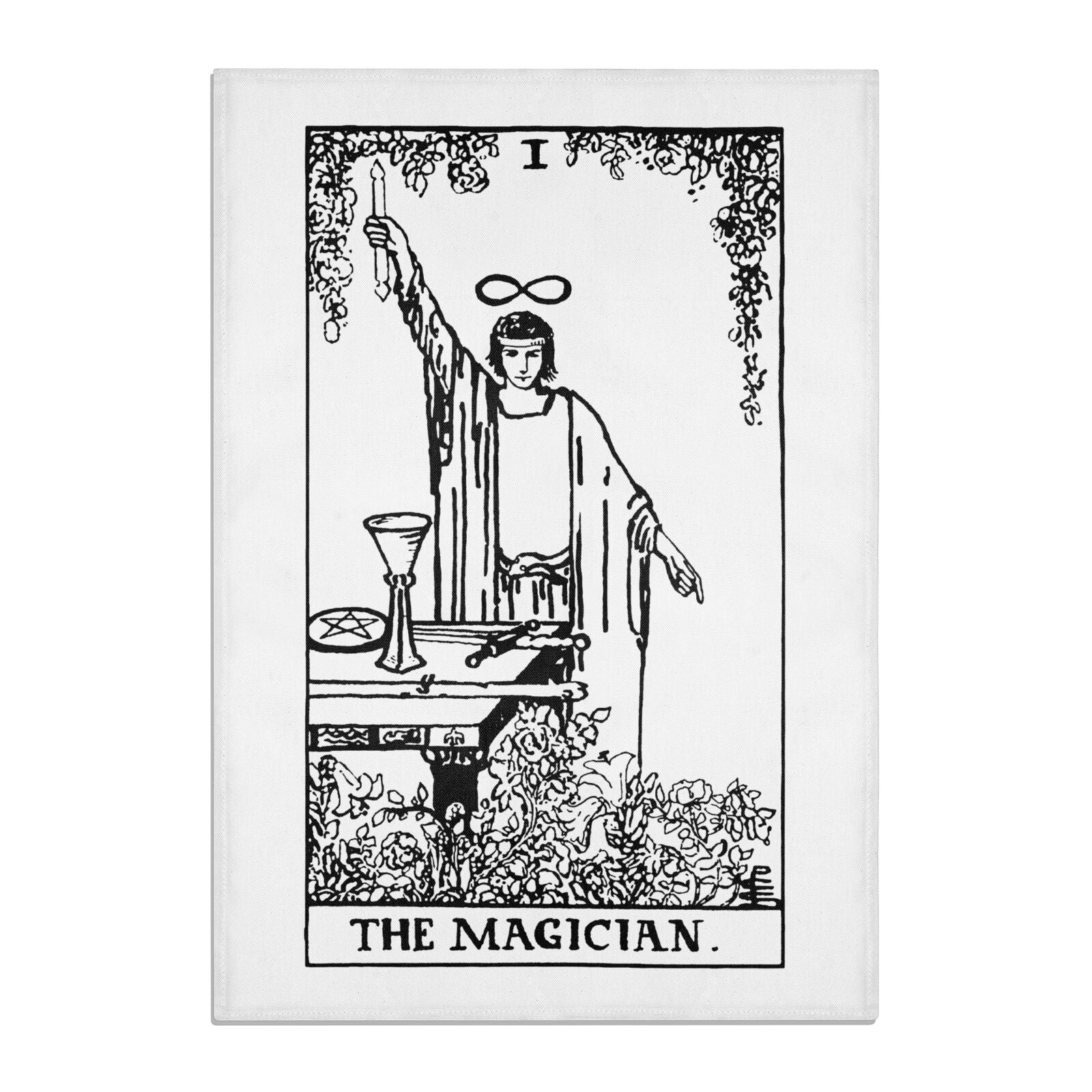 Black and white tarot decks: minimalism, beauty, clarity